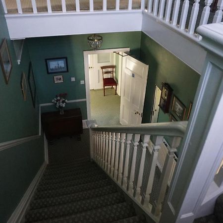 The Edwardian Lodge Guest House 솔즈베리 외부 사진