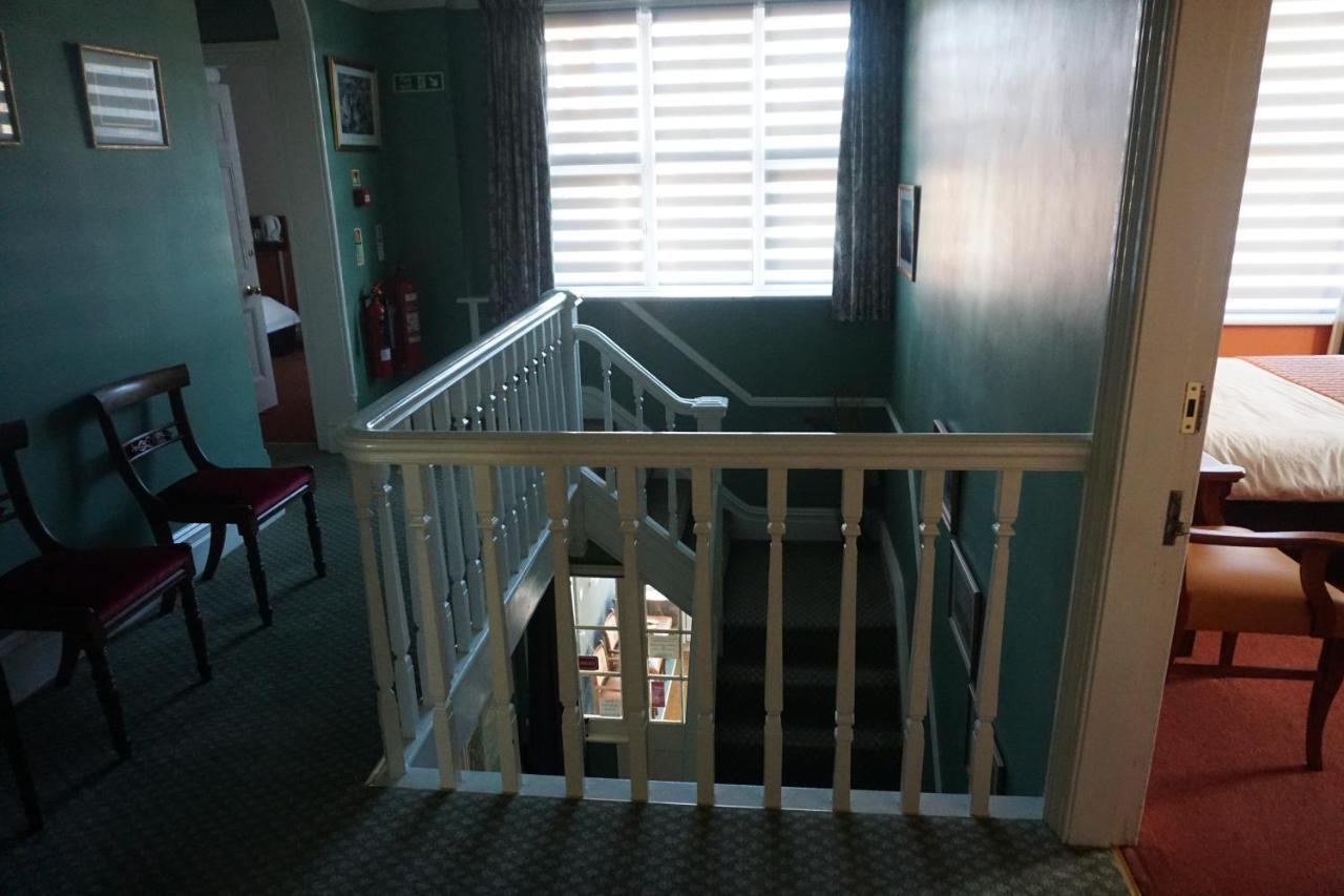 The Edwardian Lodge Guest House 솔즈베리 외부 사진