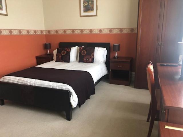 The Edwardian Lodge Guest House 솔즈베리 외부 사진