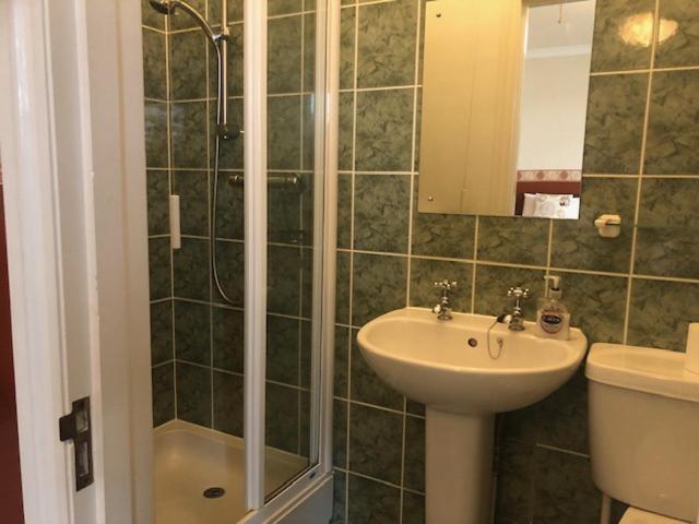The Edwardian Lodge Guest House 솔즈베리 외부 사진